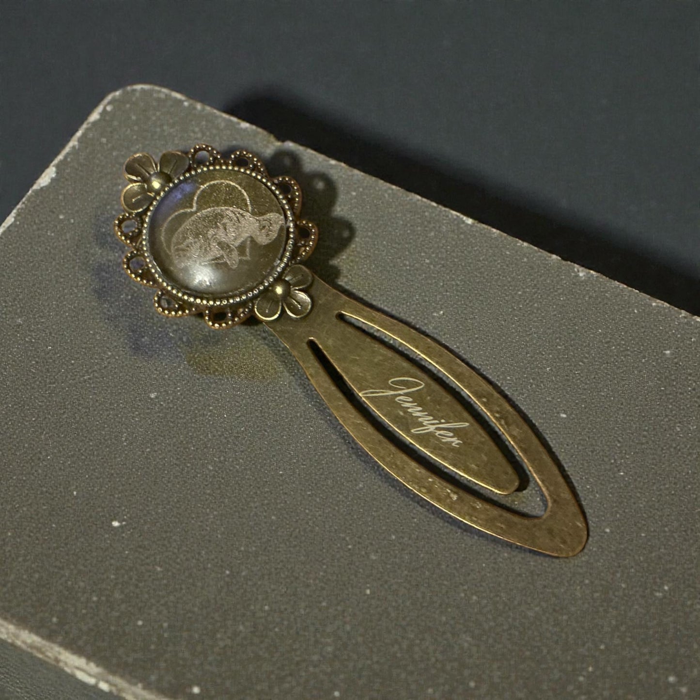 Personalized metal bookmark