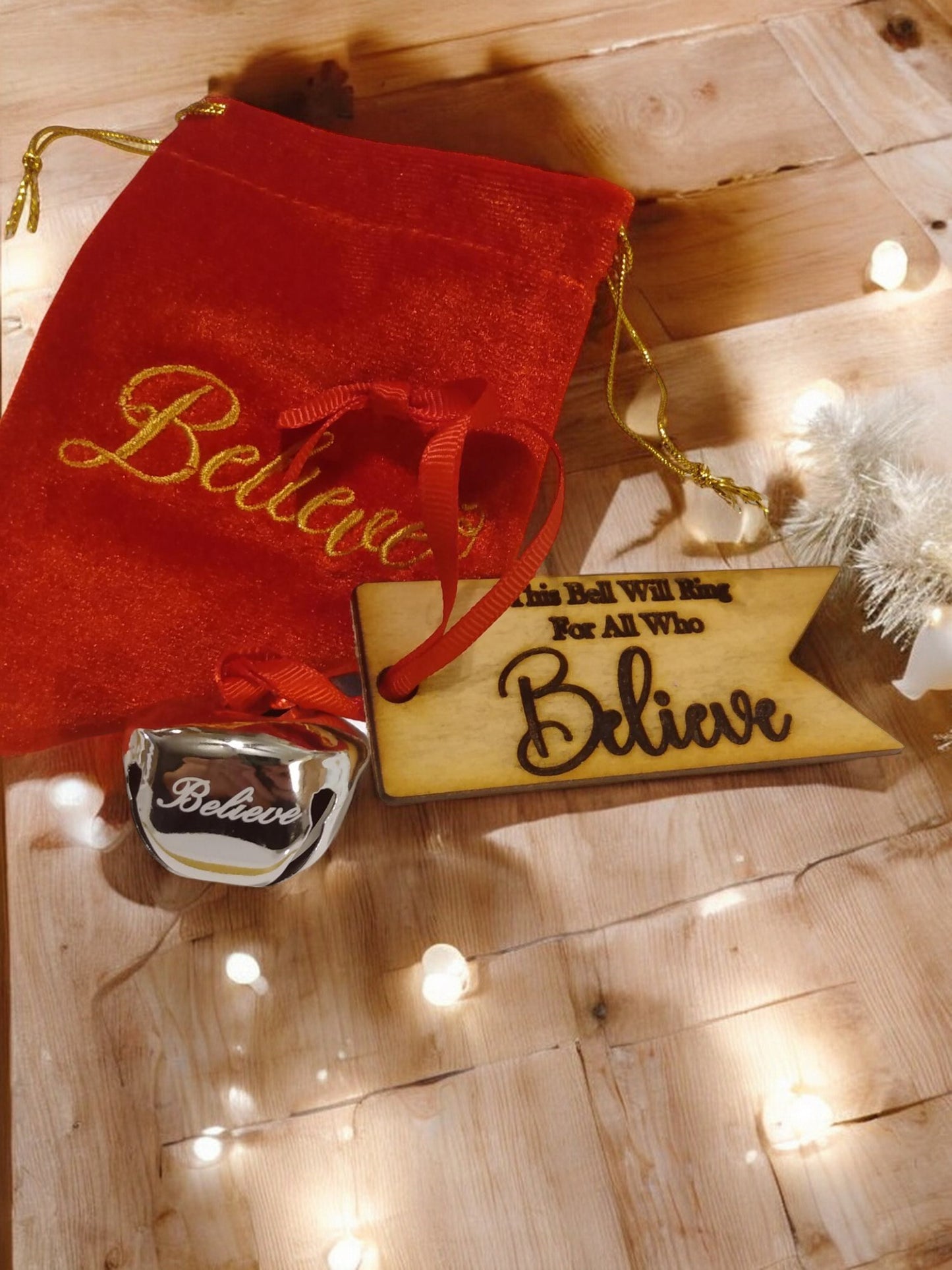 Believe polar bell gift set